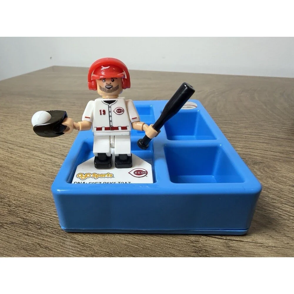 Joey Votto Cincinnati Reds Oyo Sports Mini Figure